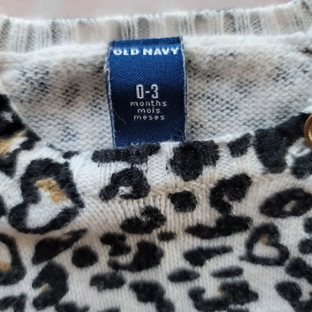 Old navy 0-3 month baby girl snow leopard cheetah sweater dress gold button diva